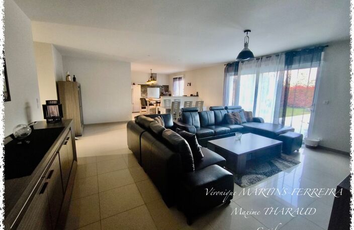 Maison plain-pied 4 chambres + piscine chauffée + dépendance 72 m² – Quincy — photo 2