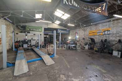 Local industriel  276500 €