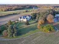 Château/vignoble d’appelation “Saumur” rénové. Idéal pour mariages et évènementiel — photo 3