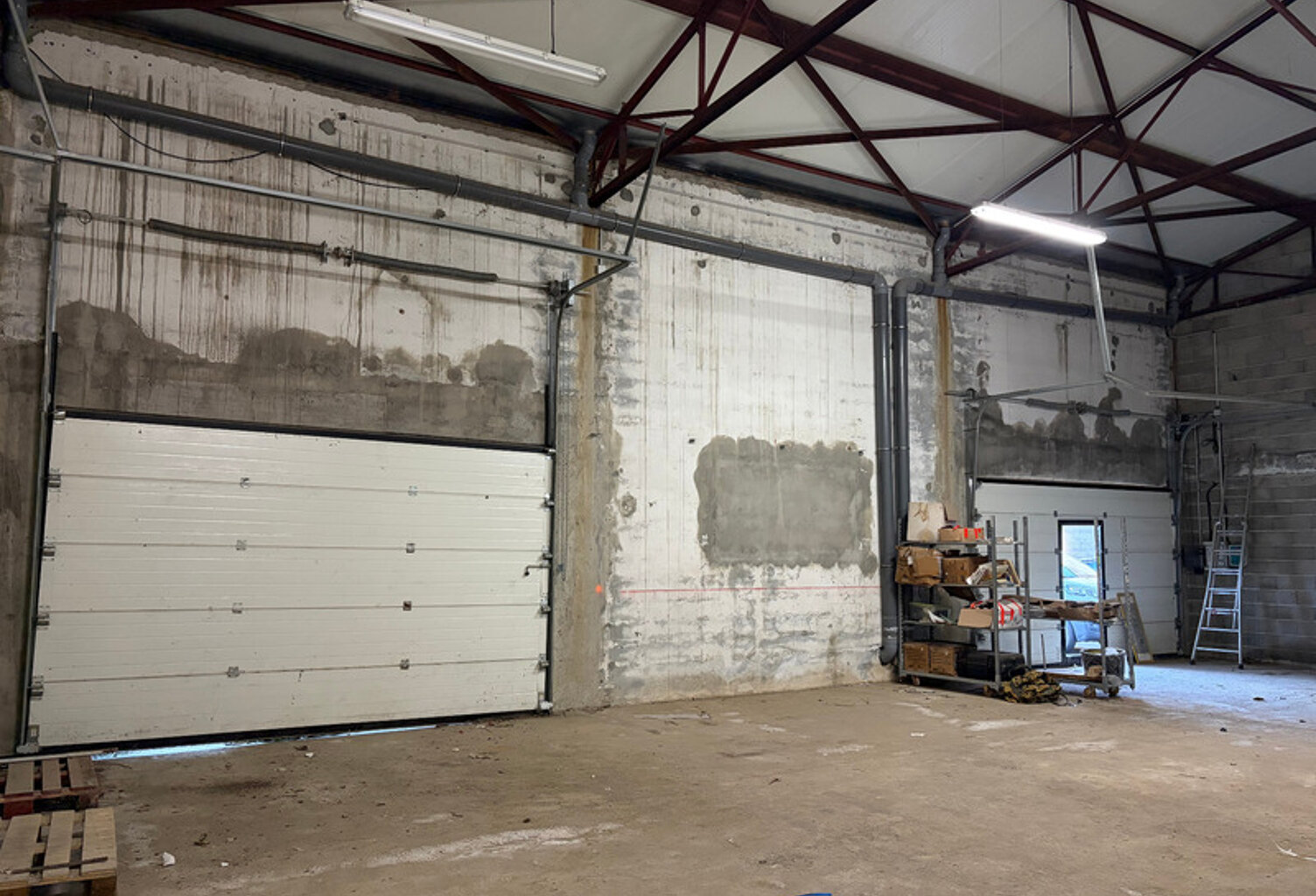 📍 À louer – Hangar artisanel / commercial à Biguglia 145 m² — photo 1