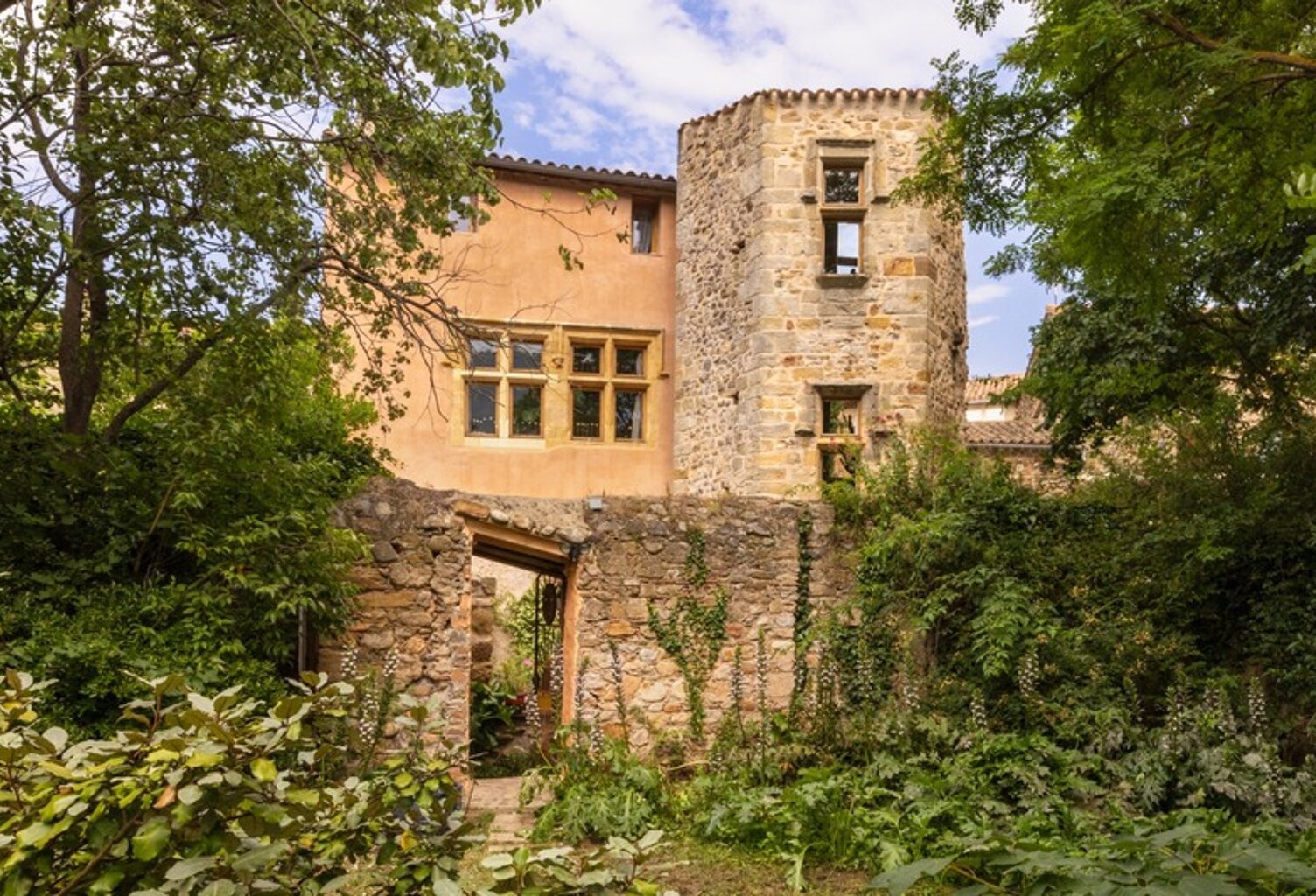 Maison de Caractère avec Tour du XVIIe siècle – Un Trésor Historique au Cœur d’Alet-les-Bains - 180 m² — photo 1