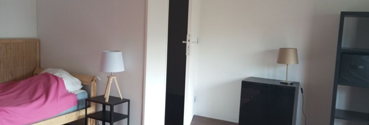 Appartement 1 Pièce 15 m² à louer à Bron (69500)