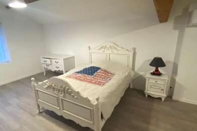 Appartement 4 pièces 1050 €