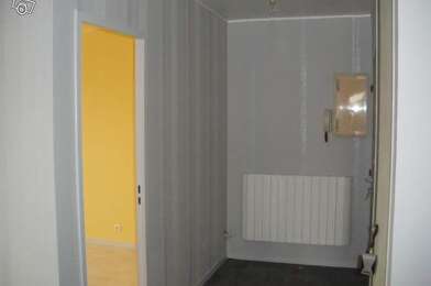 Appartement 3 pièces 760 €
