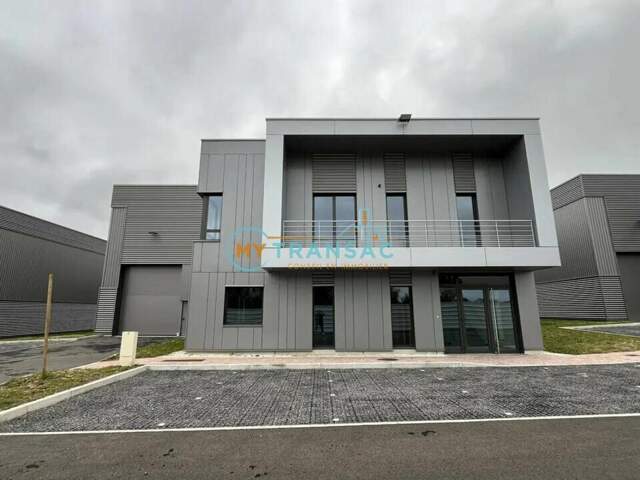 Courtry A VENDRE de 700 à 1 550m² de locaux d'activités neufs — photo du bien