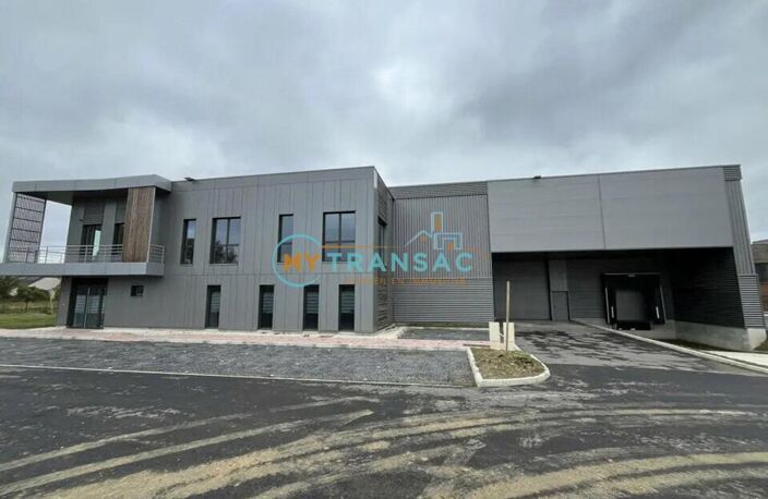 Courtry A VENDRE de 700 à 1 550m² de locaux d'activités neufs — photo 2