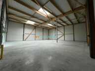 Courtry A VENDRE de 700 à 1 550m² de locaux d'activités neufs — photo 3