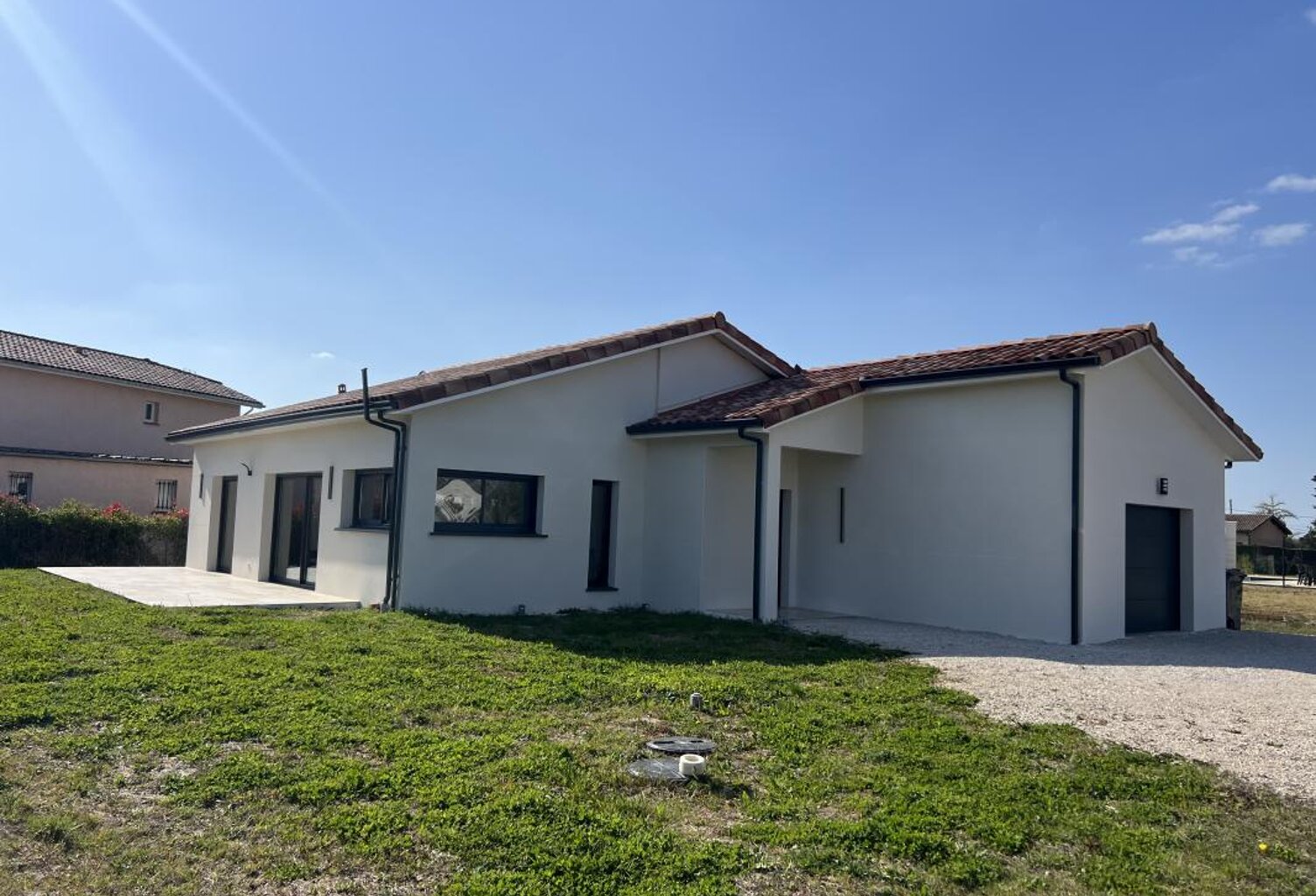 Maison neuve — photo 1