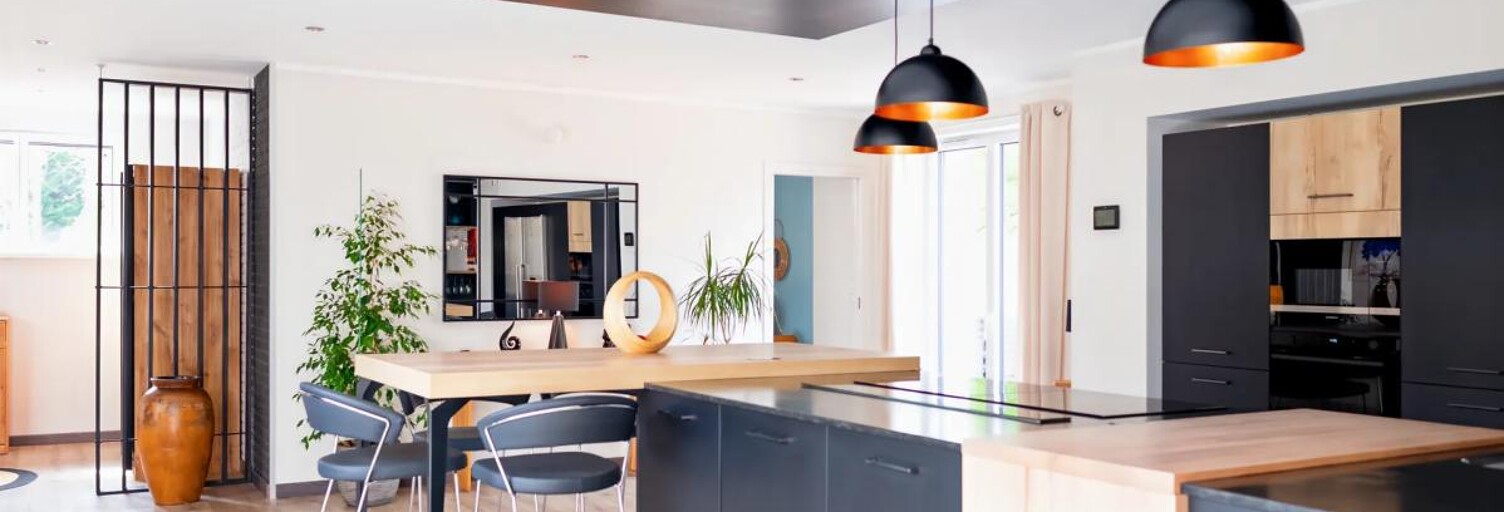 Maison 8 Pièces 340 m² à vendre à Dompierre-sur-Veyle (01240)