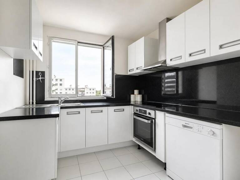 Spacieux 5 pièces avec balcon à Neuilly-sur-Marne — photo 1