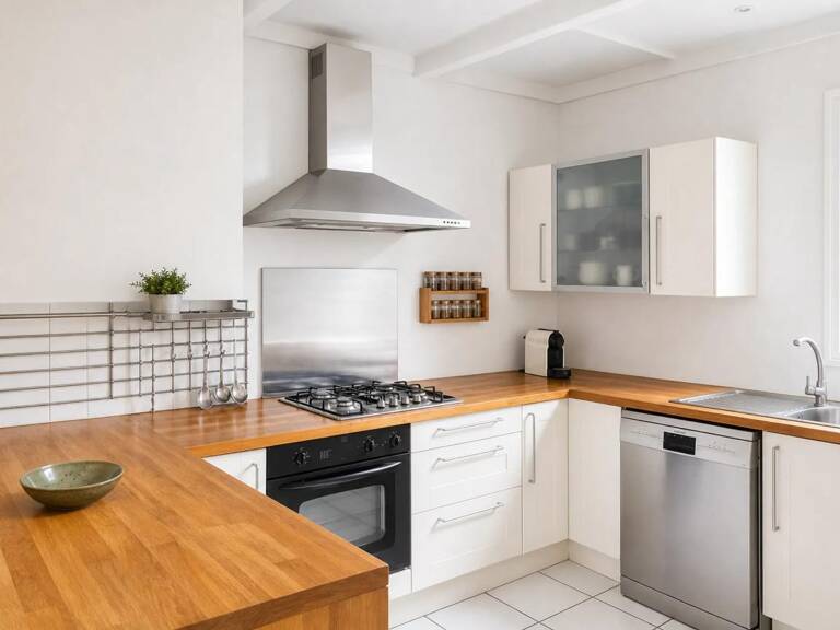 Charmante maison en meulière de 6 pièces avec jardin arboré — photo 1