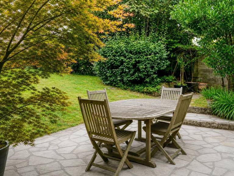 Charmante maison en meulière de 6 pièces avec jardin arboré — photo 1