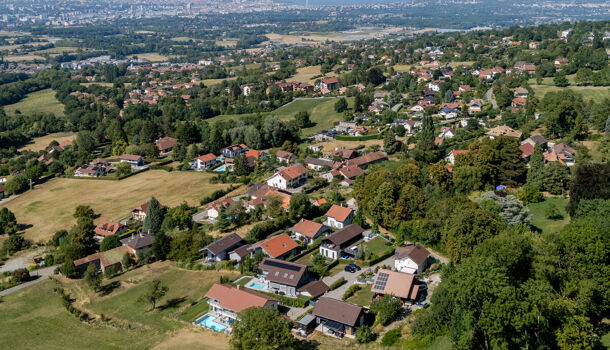 Villa / Maison 8 pièces  à vendre Archamps 74160