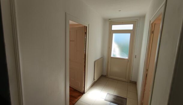 Villa / Maison 5 pièces  à vendre Saint-Seurin-sur-l'Isle 33660