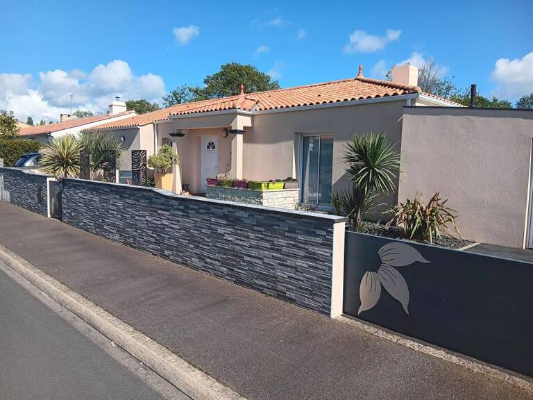 Maison proche commerces — photo 1