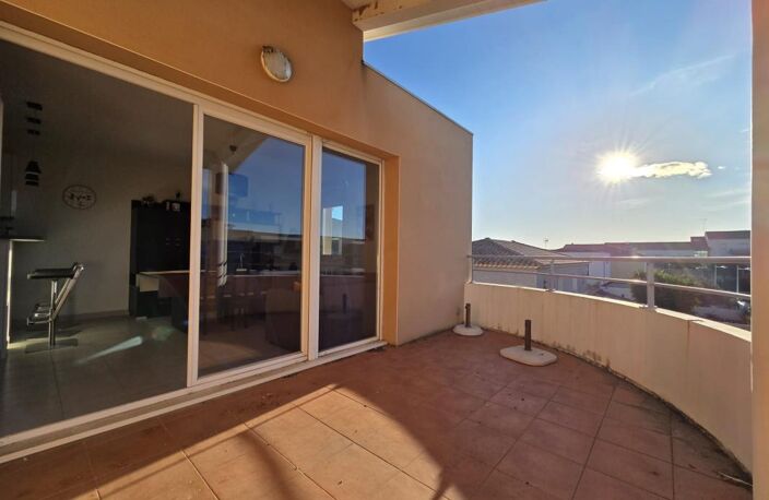 AGDE SECTEUR CAYRETS T3 de 59 m² avec terrasse plein sud et parking — photo 2