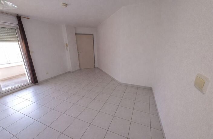 AGDE/CAYRETS – Investissement locatif : T3 + 2 PARKINGS - VENDU LOUE - BAIL MEUBLE — photo 2