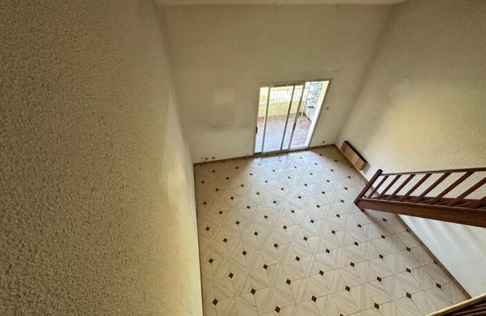 Appartement type 4 dernier étage et place de parking privative - cellier — photo 5
