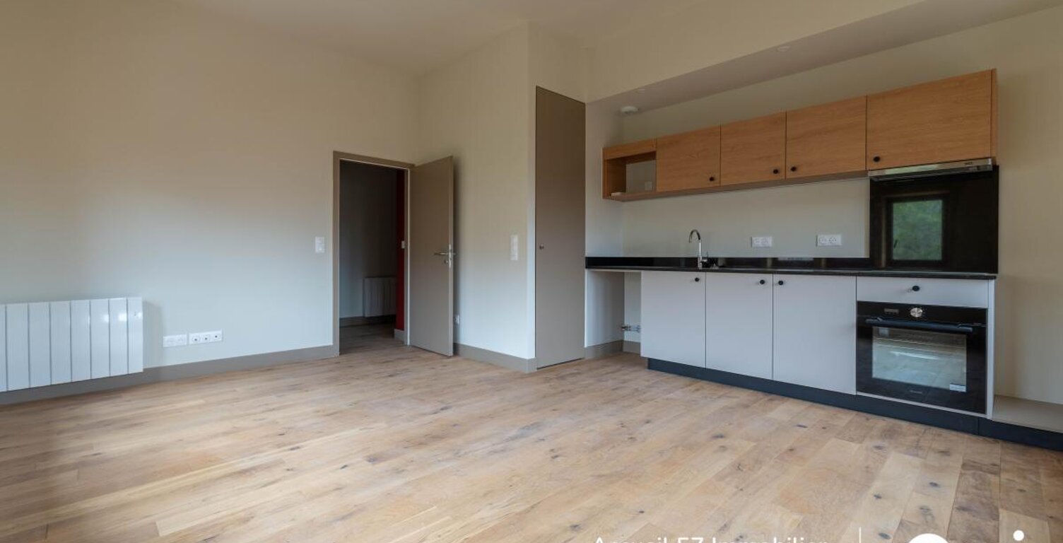 Appartement À Louer — photo 1