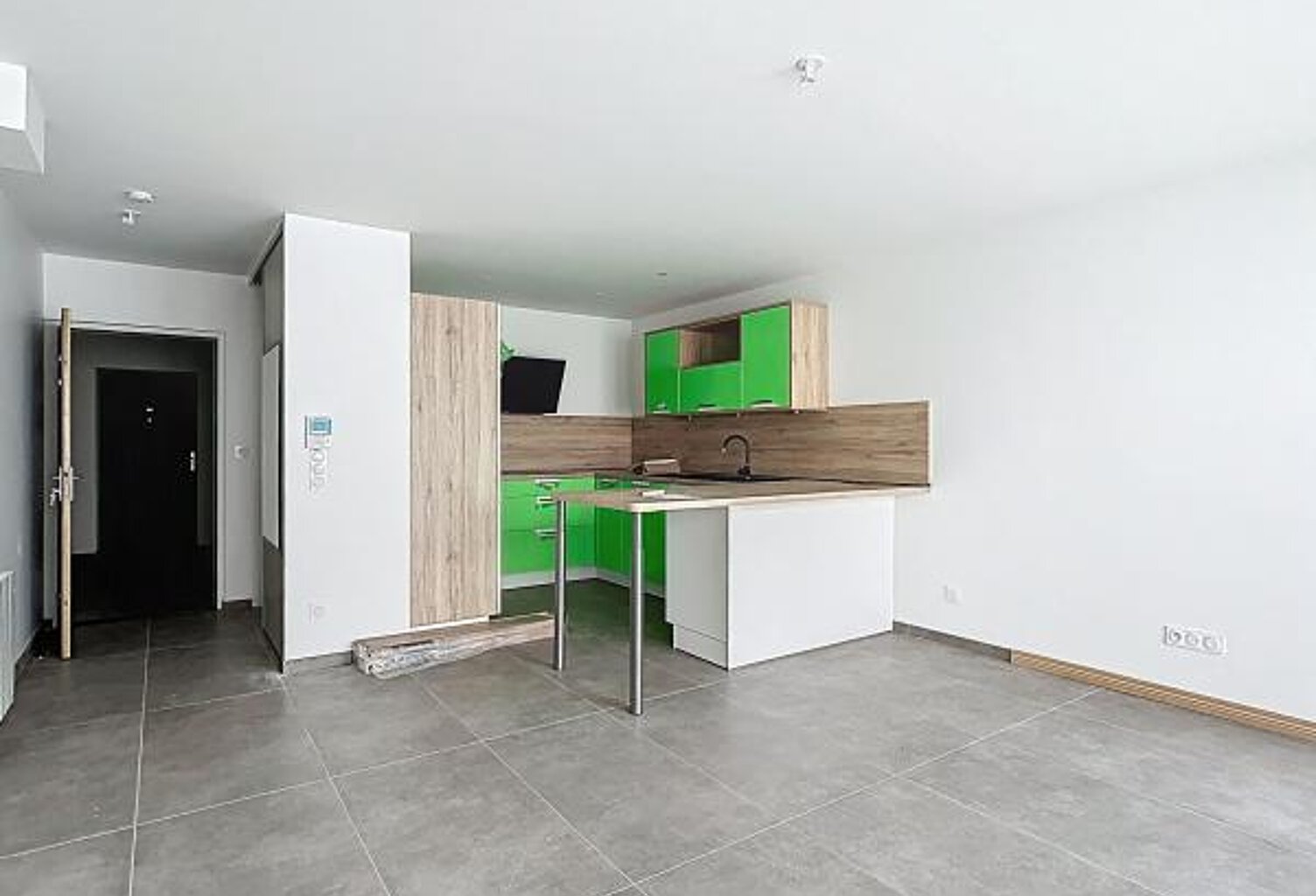 Appartement À Vendre — photo 1