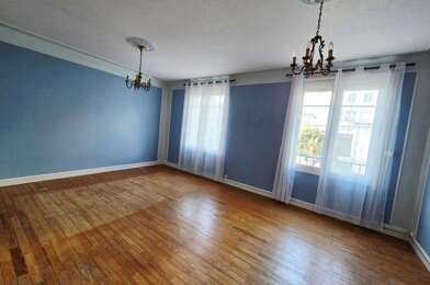 Appartement 3 pièces 215250 €