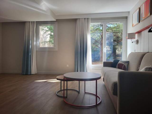 Appartement À Vendre — photo du bien
