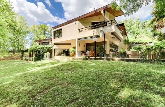 Maison d’architecte au cœur d’un écrin de verdure – Saint-Jean — photo 2