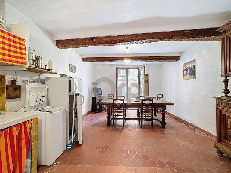 Opportunité au cœur du village médiéval de Roquebrune-sur-Argens Maison de village de 74 m² sur 4 niveaux — photo 1