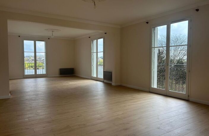 Appartement À Louer BLOIS VUE SUR LOIRE — photo 3