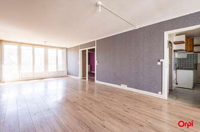 Appartement 5 pièces 149900 €