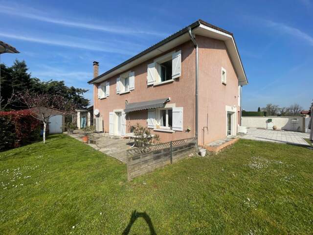 Maison À Vendre — photo du bien