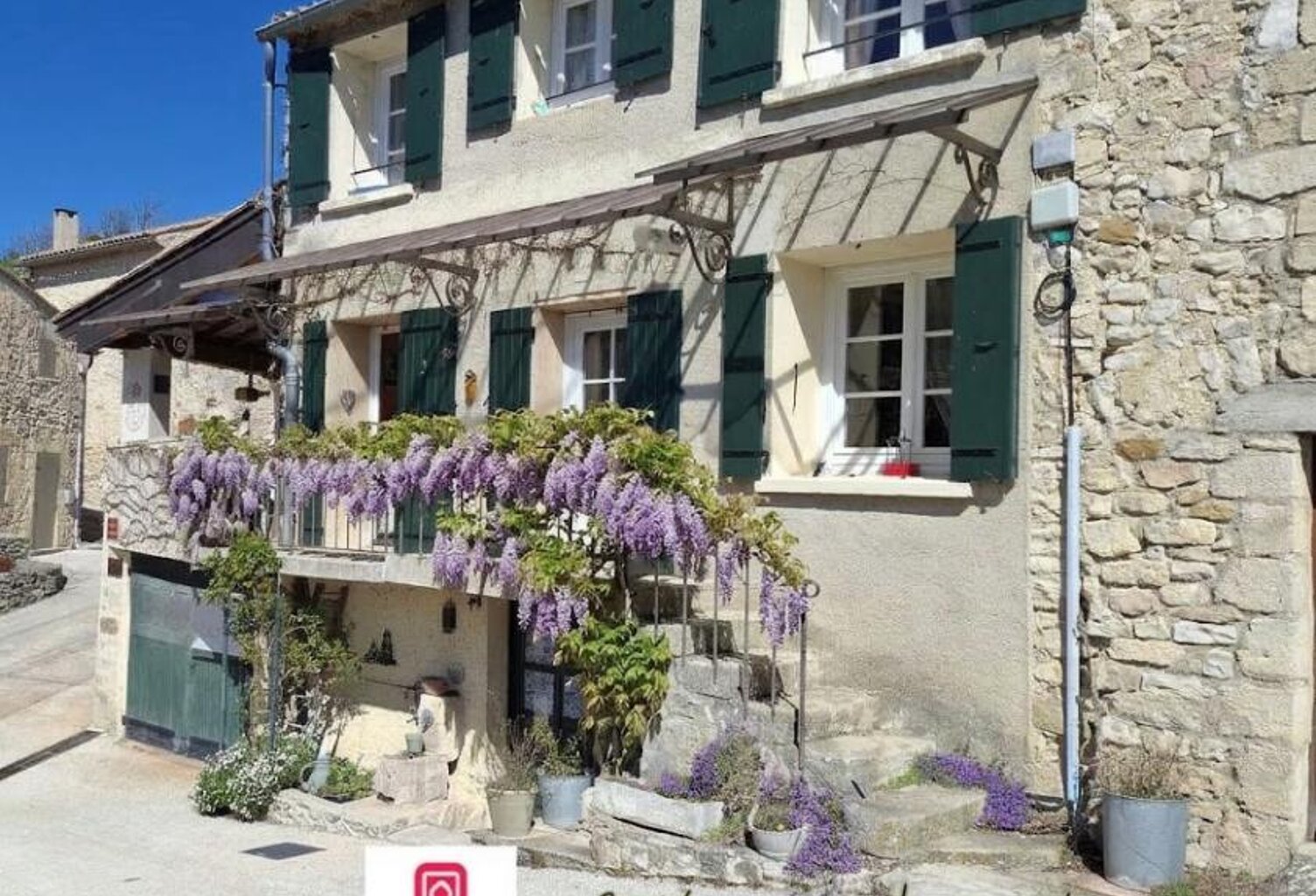 Maison de village 110 m² avec jardin de 265 m², garage et parking privé  Aurel — photo 1