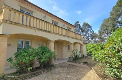 Maison individuelle de standing, avec piscine et double garage — photo du bien