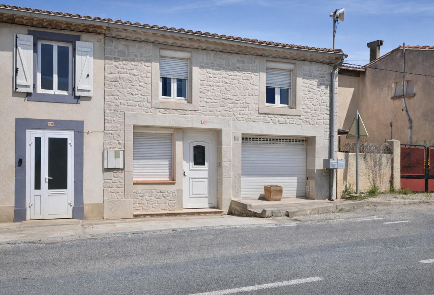 Maison Moux 8 pièce(s) 182 m2 — photo 1