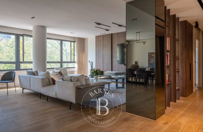 Lyon 6 - Tête d'Or - Appartement de 186,71 m² - Vue Dégagée sur le Rhône - 4 Chambres - Balcons - Garage - Cave — photo 3