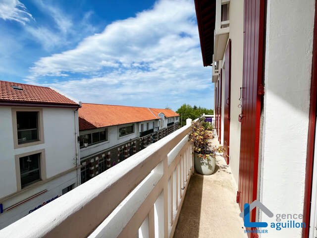 Hendaye centre-ville   Appartement de caractère 134 m2 — photo du bien