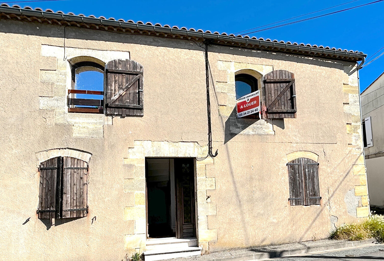 A LOUER APPARTEMENT DE TYPE 1 DE 27 M2 - SAINT ANDRE DE CUBZAC CENTRE — photo 1
