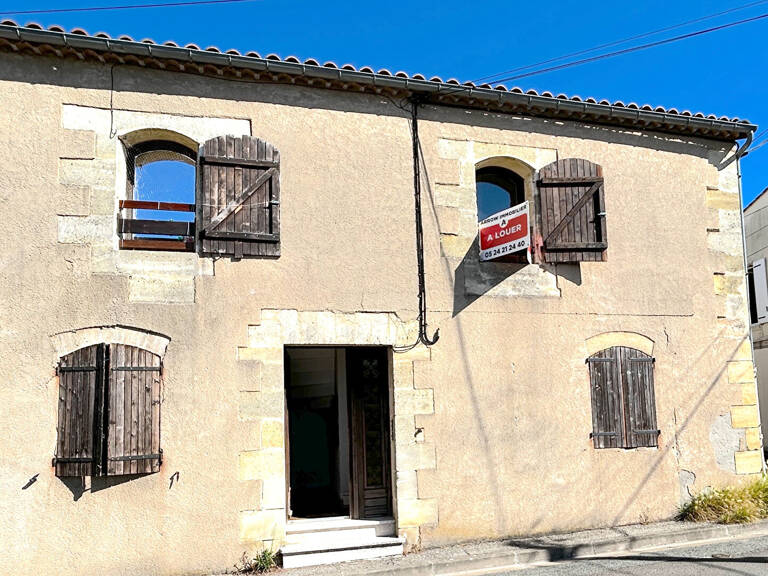A LOUER APPARTEMENT DE TYPE 1 DE 27 M2 - SAINT ANDRE DE CUBZAC CENTRE — photo 1