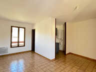 A LOUER APPARTEMENT DE TYPE 1 DE 27 M2 - SAINT ANDRE DE CUBZAC CENTRE — photo 2