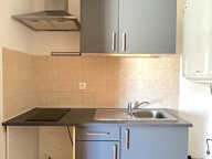 A LOUER APPARTEMENT DE TYPE 1 DE 27 M2 - SAINT ANDRE DE CUBZAC CENTRE — photo 3