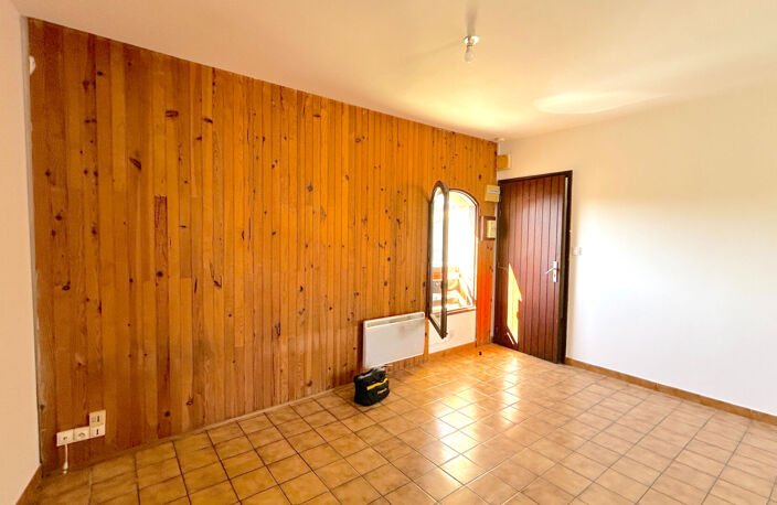 A LOUER APPARTEMENT DE TYPE 1 DE 27 M2 - SAINT ANDRE DE CUBZAC CENTRE — photo 4