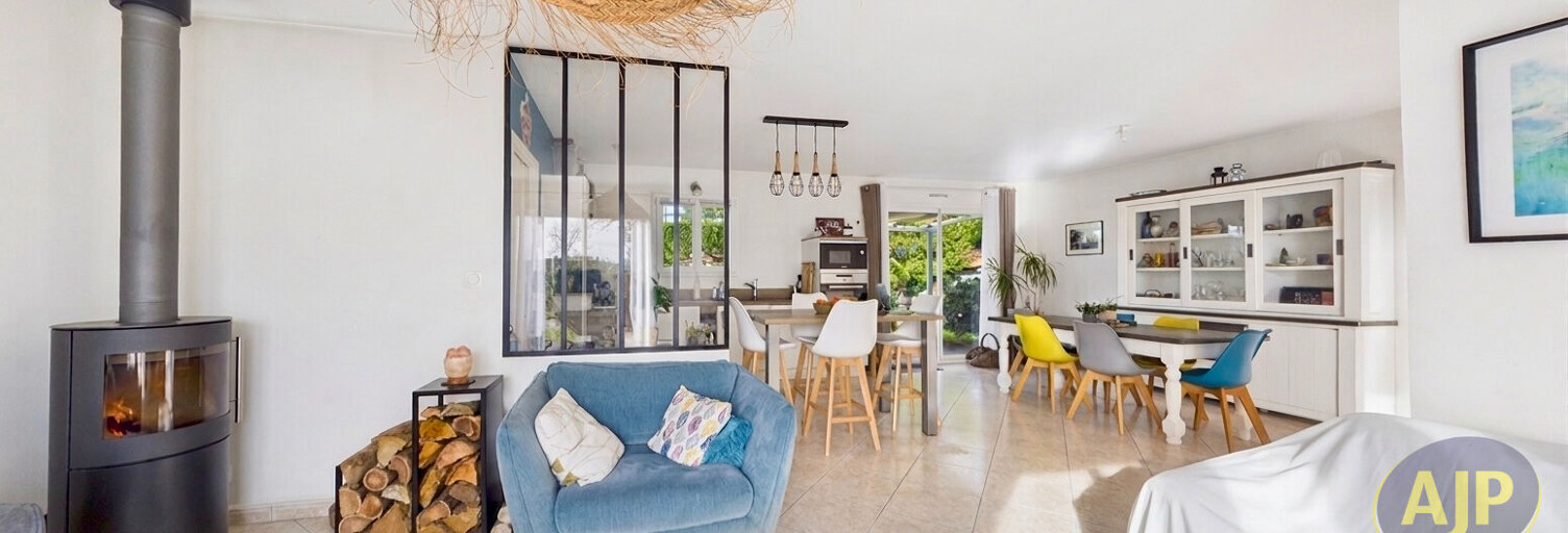 Maison 6 Pièces 103 m² à vendre à Brach (33480)