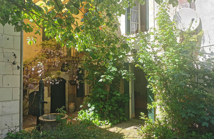 MAISON DE VILLAGE A RENOVER - YZEURES SUR CREUSE — photo 4
