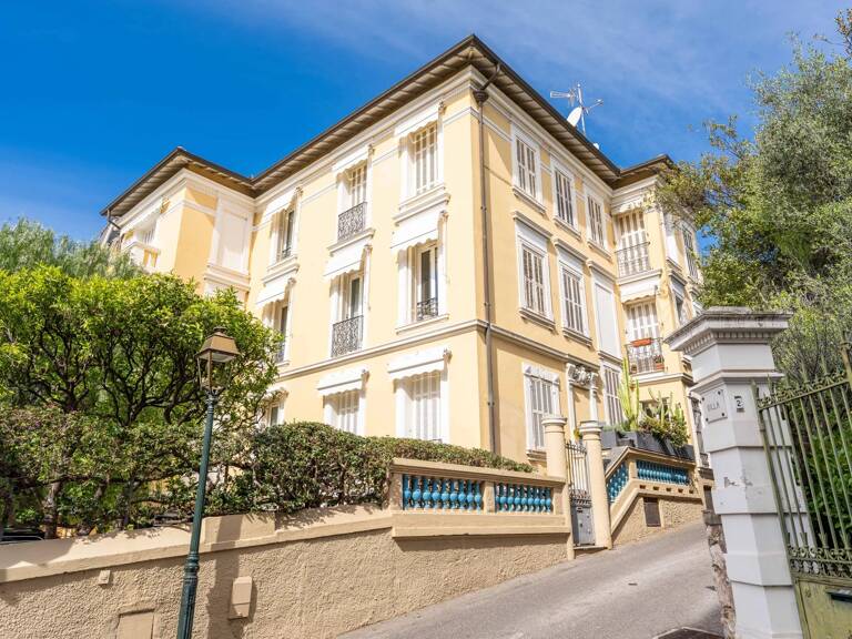 Beaulieu-sur-Mer – Charme Belle Époque, volumes et cachet ! — photo 1