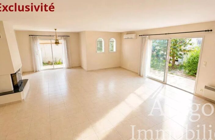 Villa 4 faces avec jardin. — photo 4