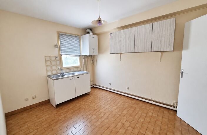 TOURS PREBENDES NORD COTE JEAN JAURES, beau duplex avec parking — photo 4