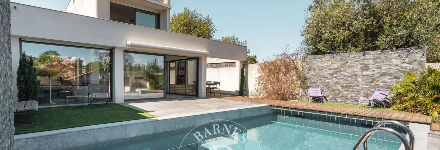 Maison 4 Pièces 152 m² à vendre à Marseille 9 (13009)