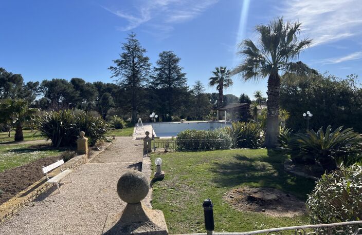 SUPERBE T2 dans résidence avec PISCINE — photo 2