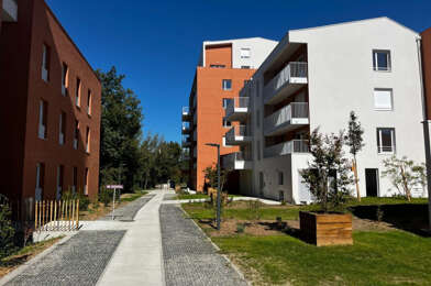 Appartement 3 pièces 242100 €