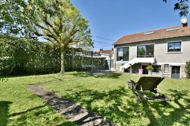 Maison 7 pièces 318725 €